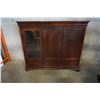 Image 2 : LARGE MODERN CABINET