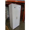 Image 8 : WHITE WARDROBE