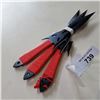 Image 2 : 3 NEW STAINLESS RED HANDLE WRAP THROWING KNIVES