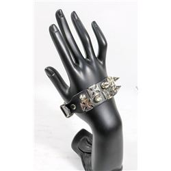 BLACK LEATHER STUDDED ADJUSTABLE BRACELET