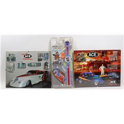 2 SIGNED TEAM ACE RACING PICTURES & RICHARD PETTY