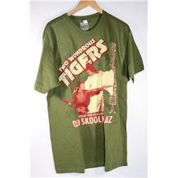 WONDEROUS TIGERS MEN'S T-SHIRT XL