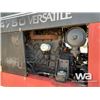 Image 20 : 1984 VERSATILE 4750 20 FT. SWATHER