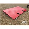 Image 2 : (UNUSED) RED STEEL CONTAINER RAMP