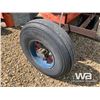Image 9 : GRAVITY FEED WAGON
