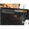 Image 3 : JOHN DEERE WORKSITE PRO Q/C SKID STEER COUPLER