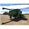 Image 4 : 1985 JOHN DEERE 7720 TITAN II COMBINE