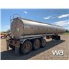 Image 3 : 1975 FRUEHAUF TAGF3ESF10500 TRIDEM WATER TANKER