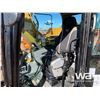 Image 6 : 2016 CATERPILLAR 318FL HYDRAULIC EXCAVATOR