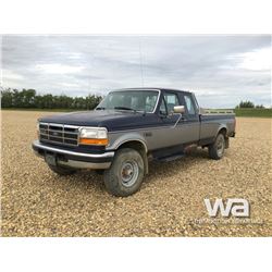 1995 FORD F250 E-CAB PICKUP