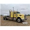 Image 2 : 1999 FREIGHTLINER T/A SLEEPER TRUCK TRACTOR