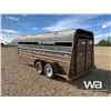 Image 4 : 1989 REAL INDUSTRIES T/A LIVESTOCK TRAILER