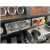 Image 14 : 1997 KENWORTH T800 T/A SLEEPER TRUCK TRACTOR