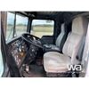Image 8 : 1997 KENWORTH T800 T/A SLEEPER TRUCK TRACTOR