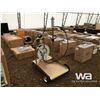 Image 2 : 50 GAL. OIL CART WITH PUMP