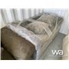 Image 2 : 2 PIECE SOFA W/ LOVE SEAT