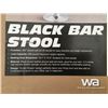 Image 8 : 4 PANEL DOUBLE SIDED DIVIDER & BAR STOOL