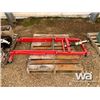 Image 1 : RED SNOWMOBILE LIFT