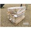 Image 8 : PALLET OF FLOURESCENT LIGHT FIXTURES