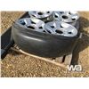 Image 8 : (4) ALUMINUM 265/70R17 RIMS & TAIL GATE