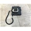 Image 2 : MOTOROLA CDM1250 64 CHANNEL RADIO