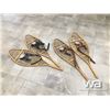 Image 1 : (2) SETS OF SNOW SHOES