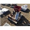 Image 4 : RED LAWN SPREADER,(2) JACKALLS,(2) HAND SPRAYERS