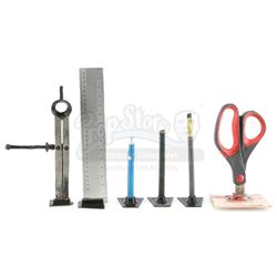 Marvel's Daredevil (TV Series) - Benjamin 'Dex' Poindexter's New York Bulletin Weapons Set