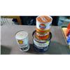 Image 1 : GULF GREASE CAN + 2 FULL OIL CANS