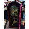 Image 1 : DANIEL DAKOTA WORKING 31 DAY CHIME CLOCK W/ KEY