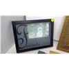 Image 2 : OLD PICTURE FRAME
