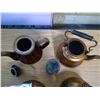 Image 5 : 4 TEA POTS - 3 COPPER AND 1 CERAMIC