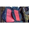 Image 2 : BUCKET SEAT COVERS, RED AND BLACK