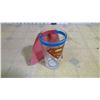 Image 3 : SUPERMAN CUP AND 3 VINTAGE TOYS