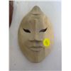 Image 2 : 3 WALL HANGING MASKS