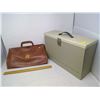 Image 1 : 2 HAND CASES