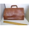 Image 3 : 2 HAND CASES