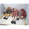 Image 6 : 5 HANDMADE RAG DOLLS