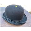 Image 1 : EQUESTRIAN RIDING HAT - PYTCHLEY, MADE IN ENGLAND