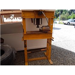 Jett Industrial Estate Auction