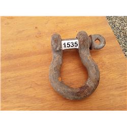 1535___1 -- 1 1/4" shackle