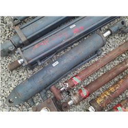 1565___1 -- hydraulic cylinder 4 1/2" OD x 44" long