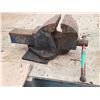 Image 1 : 1612___1 -- 6" vice w/ turning base