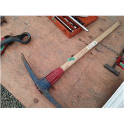 1632___1 -- Dirt Pick