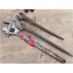 1641___24" Cresent wrench & Open End Wrench