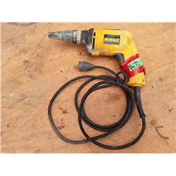 1670___1 -- Dewalt drywall screw gun