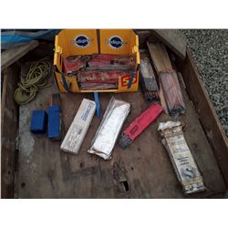 1704___boxwelding rods & carbon arc gouging rods