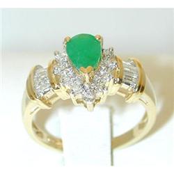1271 14k Gold Emerald Ring w/Diamond