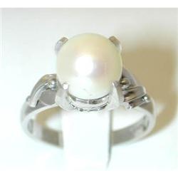 1405 Platinum Ring w/ Pearl