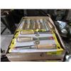 Image 1 : 40 New Wood Chisels